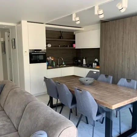 Διαμέρισμα Tantor 1 Zeezicht